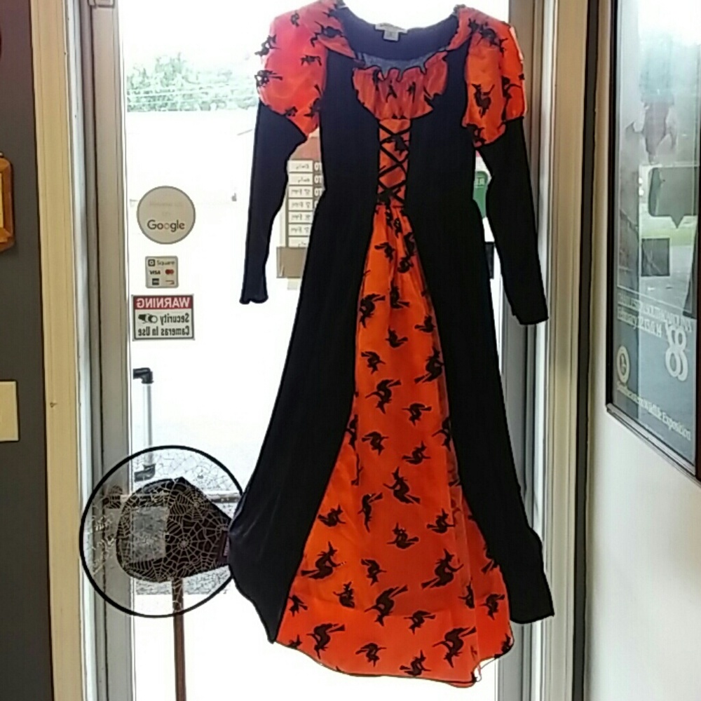 Girl's "Witch" Halloween Costume